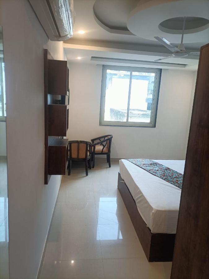 Hotel Tark Inn Near Igi Airport Új-Delhi Kültér fotó